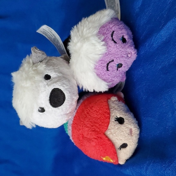Disney / Tsum Tsum The Little Mermaid Mini Plush Pack Ariel, Ursula, Max - Picture 1 of 13